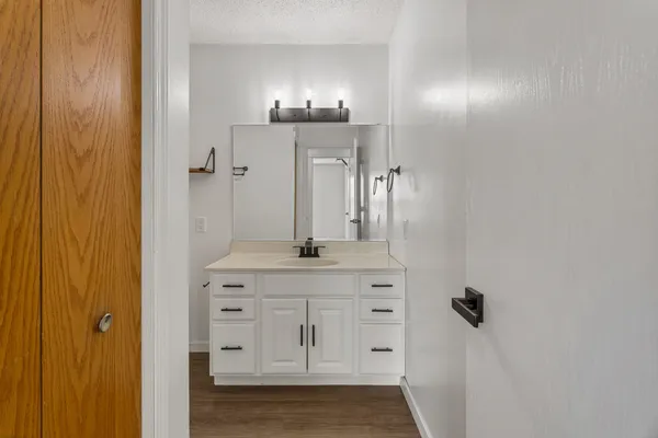 $274,900 | 509 Crestwood Drive, Champaign, IL 61822