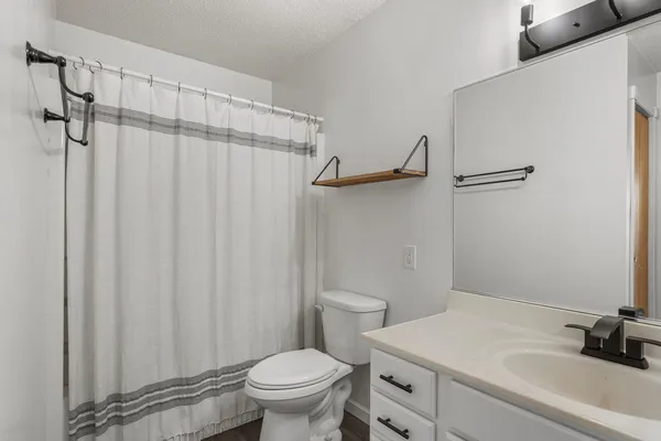 $274,900 | 509 Crestwood Drive, Champaign, IL 61822