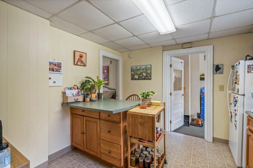 24 Dyer Street Saco, ME 04072 - Photo 11 of 63 Unit 2 - Kitchen