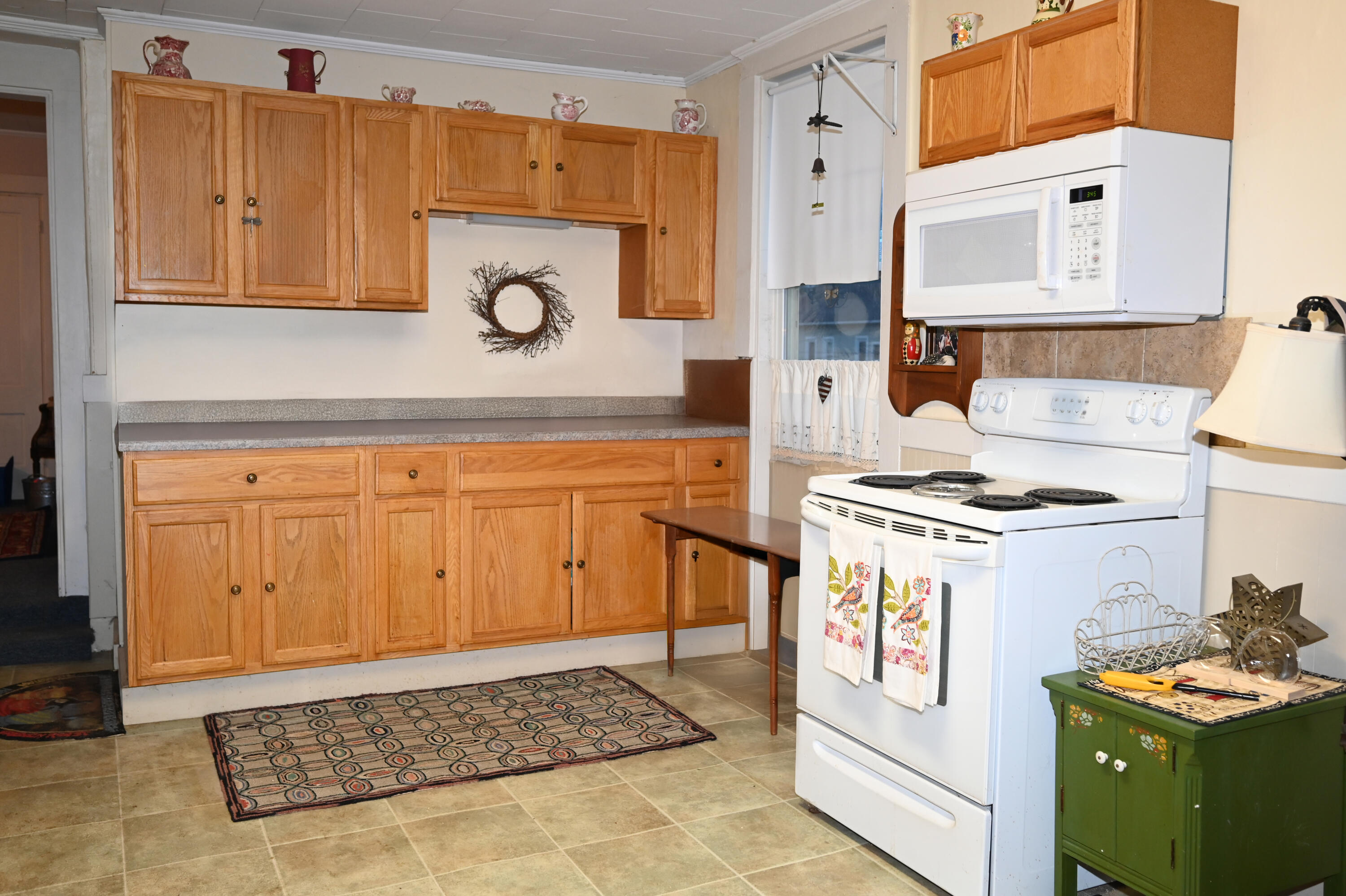 24 Dyer Street Saco, ME 04072 - Photo 54 of 63 Unit 4 Kitchen