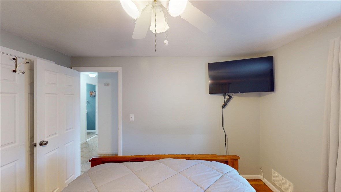 27 Amherst Road Warwick, RI 02889 - Photo 34 of 43