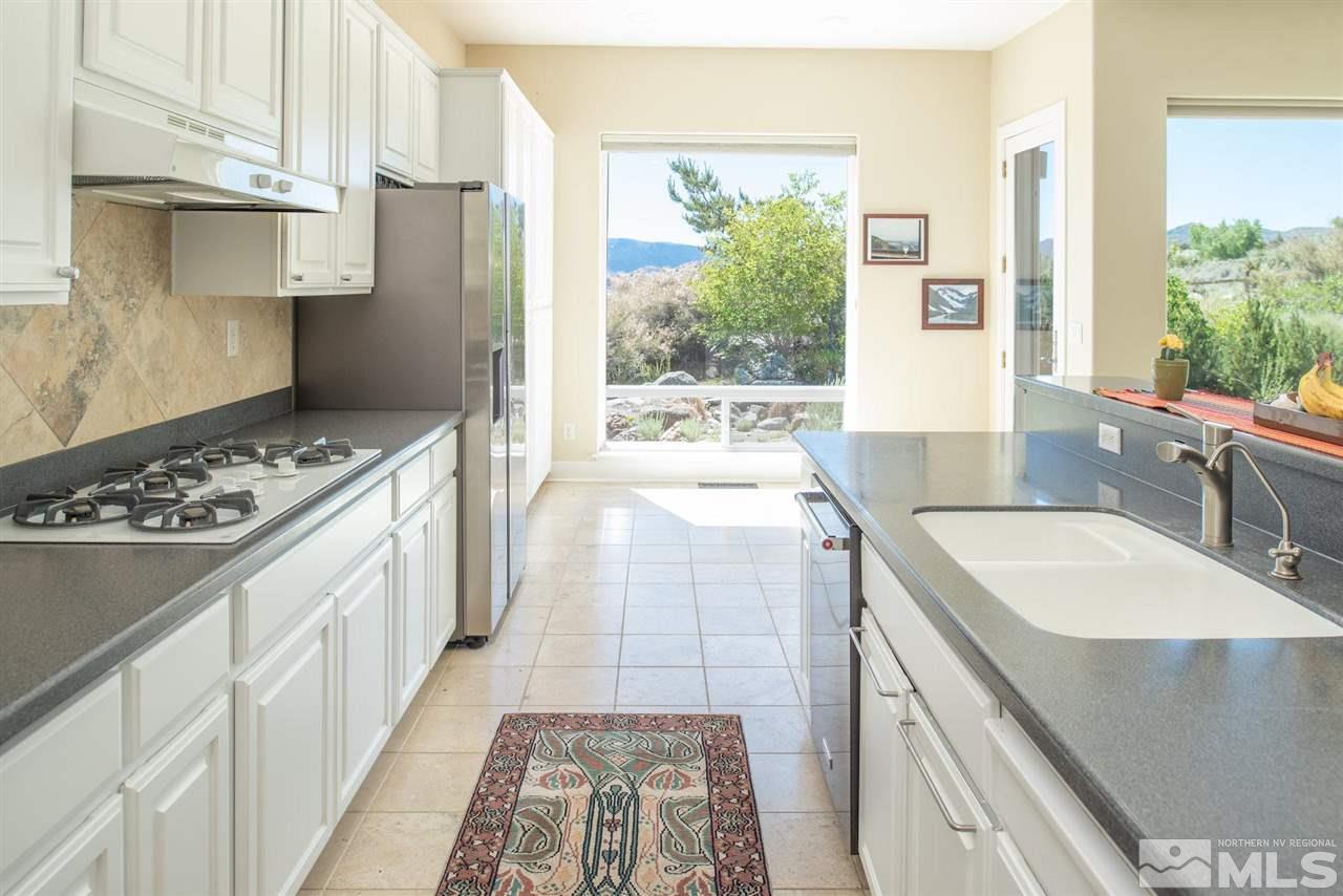 2704 Sun Chaser Court Reno, NV 89511 - Photo 9 of 40 Photo 9