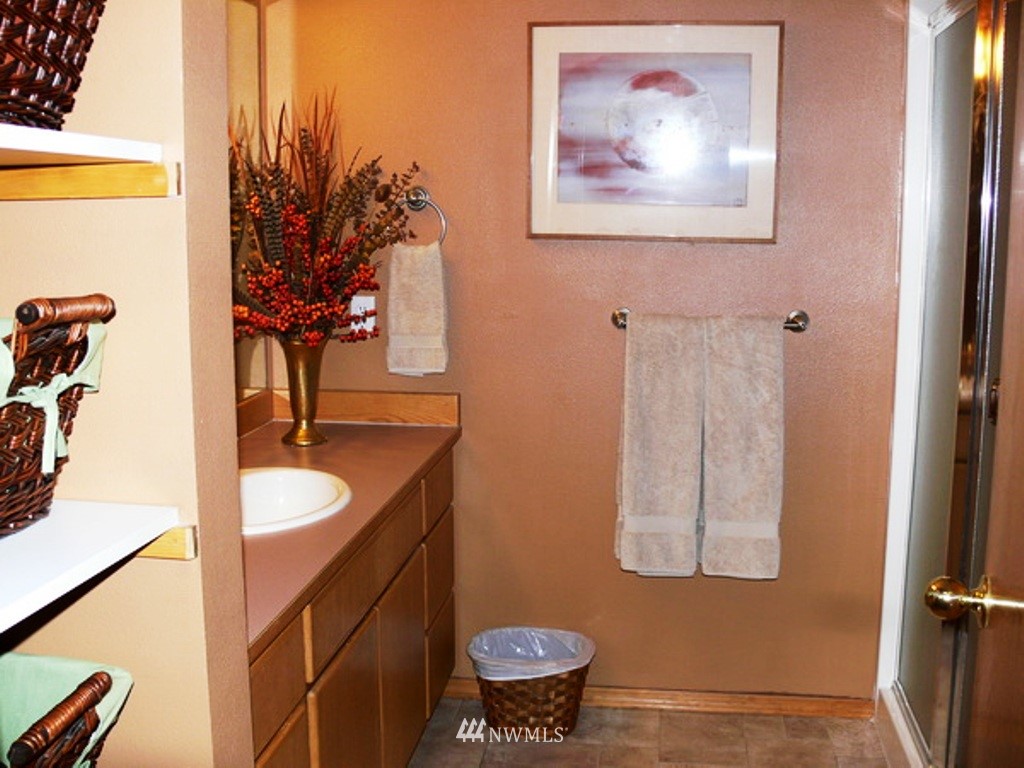 128 Webster Avenue Chelan, WA 98816 - Photo 5 of 10