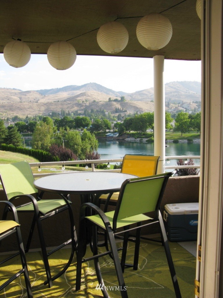 128 Webster Avenue Chelan, WA 98816 - Photo 6 of 10