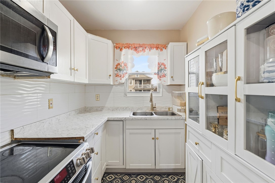 30 Pekin Street Providence, RI 02908 - Photo 13 of 44