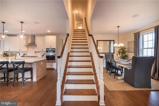 a view of entryway and dining room
