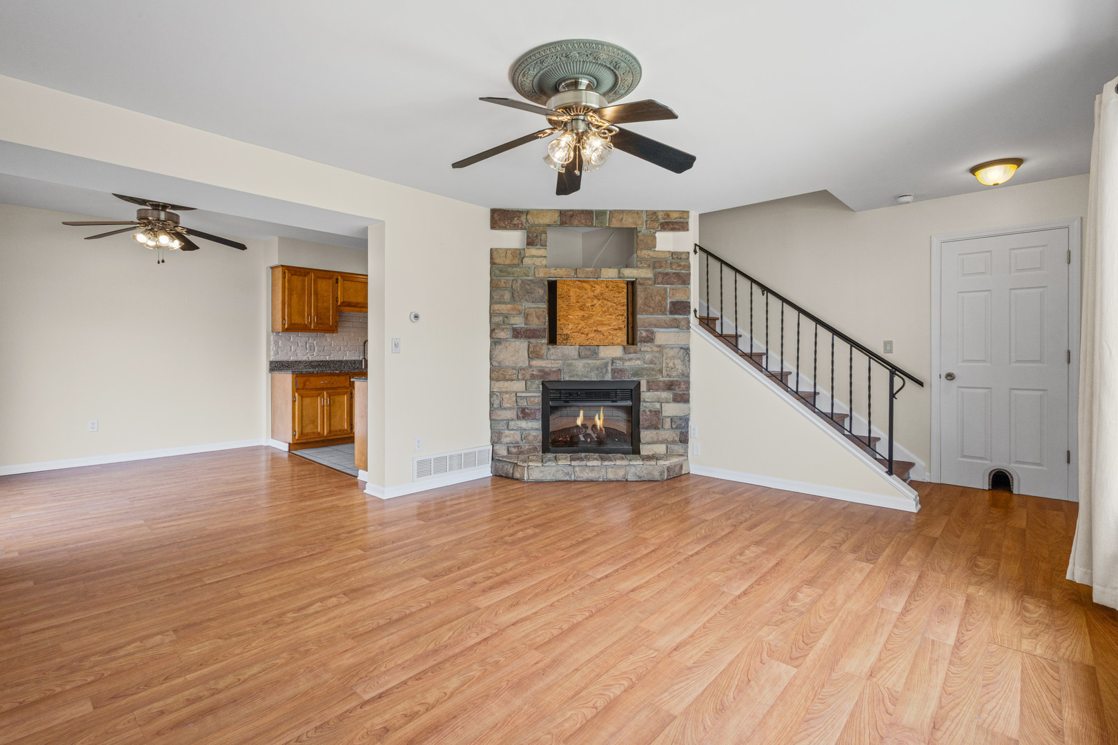 231 East Woodlawn Road New Lenox, IL 60451 - Photo 4 of 39