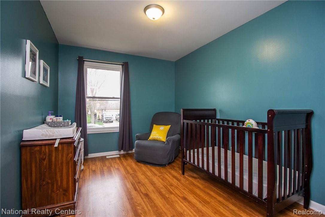 41898 Ridge Road East Novi, MI 48375 - Photo 18 of 34 18.jpg