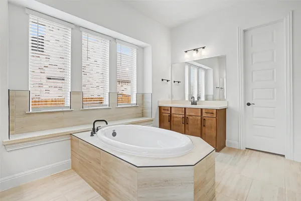 $4,750 | 104 Rocky River Road, Georgetown, TX 78628