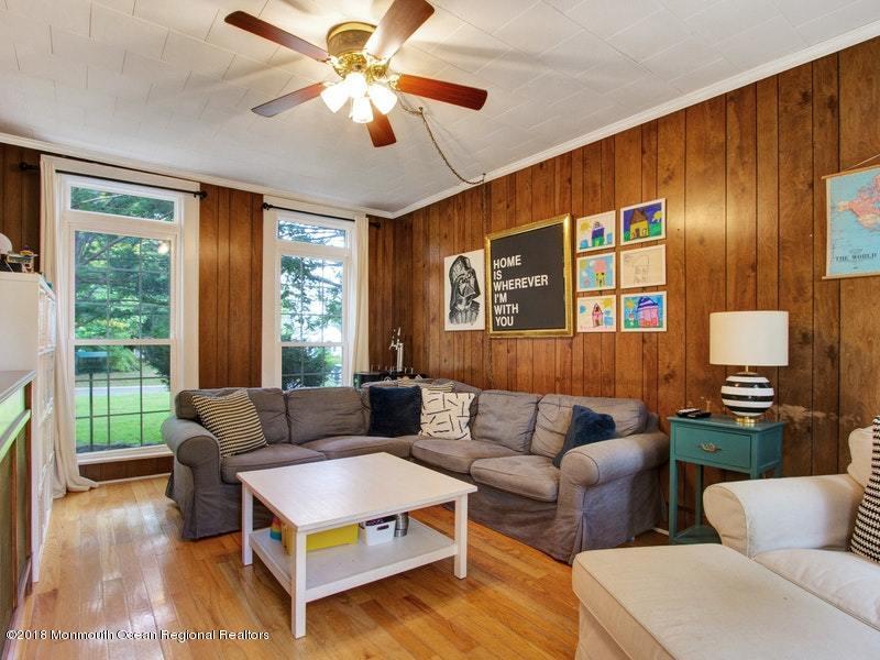 9 Morris Street Freehold, NJ 07728 - Photo 11 of 26 011-290009-IMG_5509_6964803