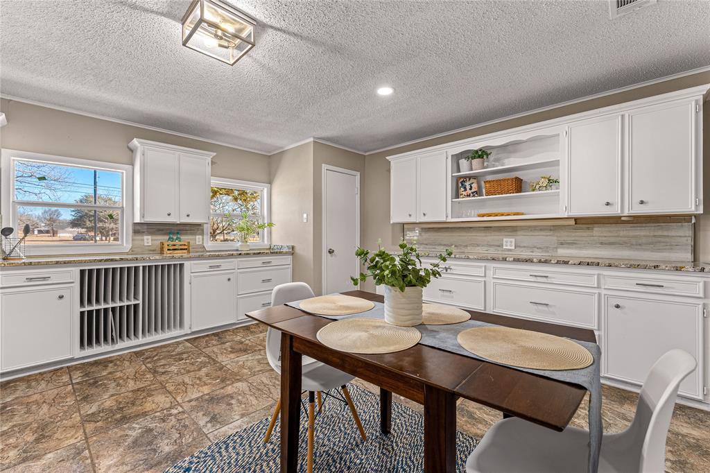 801 Chapparal Road Hewitt, TX 76643 - Photo 14 of 33