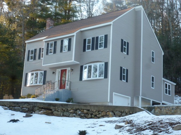 75 Allen Road Sturbridge, MA 01566 - Photo 3 of 30
