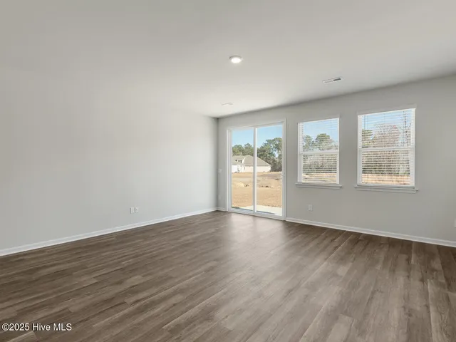 $452,990 | 809 Ring Bill Court, Unit LOT 345, Sneads Ferry, NC 28460