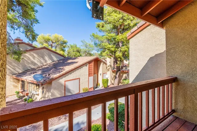 $339,800 | 2415 Pickwick Drive, Henderson, NV 89014