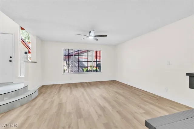 $339,800 | 2415 Pickwick Drive, Henderson, NV 89014