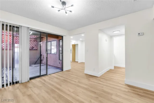 $339,800 | 2415 Pickwick Drive, Henderson, NV 89014