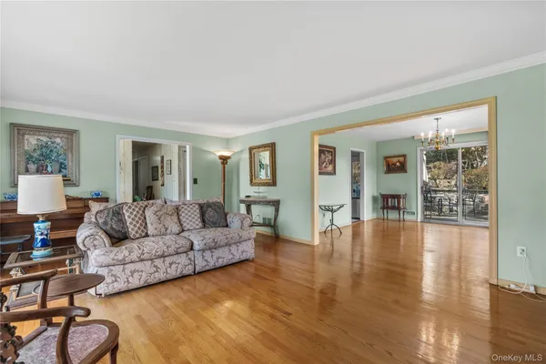 $1,150,000 | 18 Devon Road, Bronxville, NY 10708
