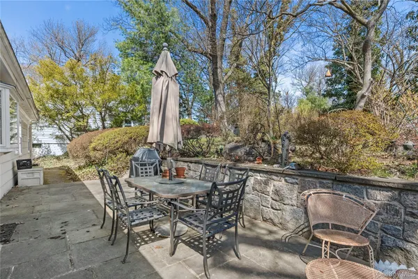 $1,150,000 | 18 Devon Road, Bronxville, NY 10708