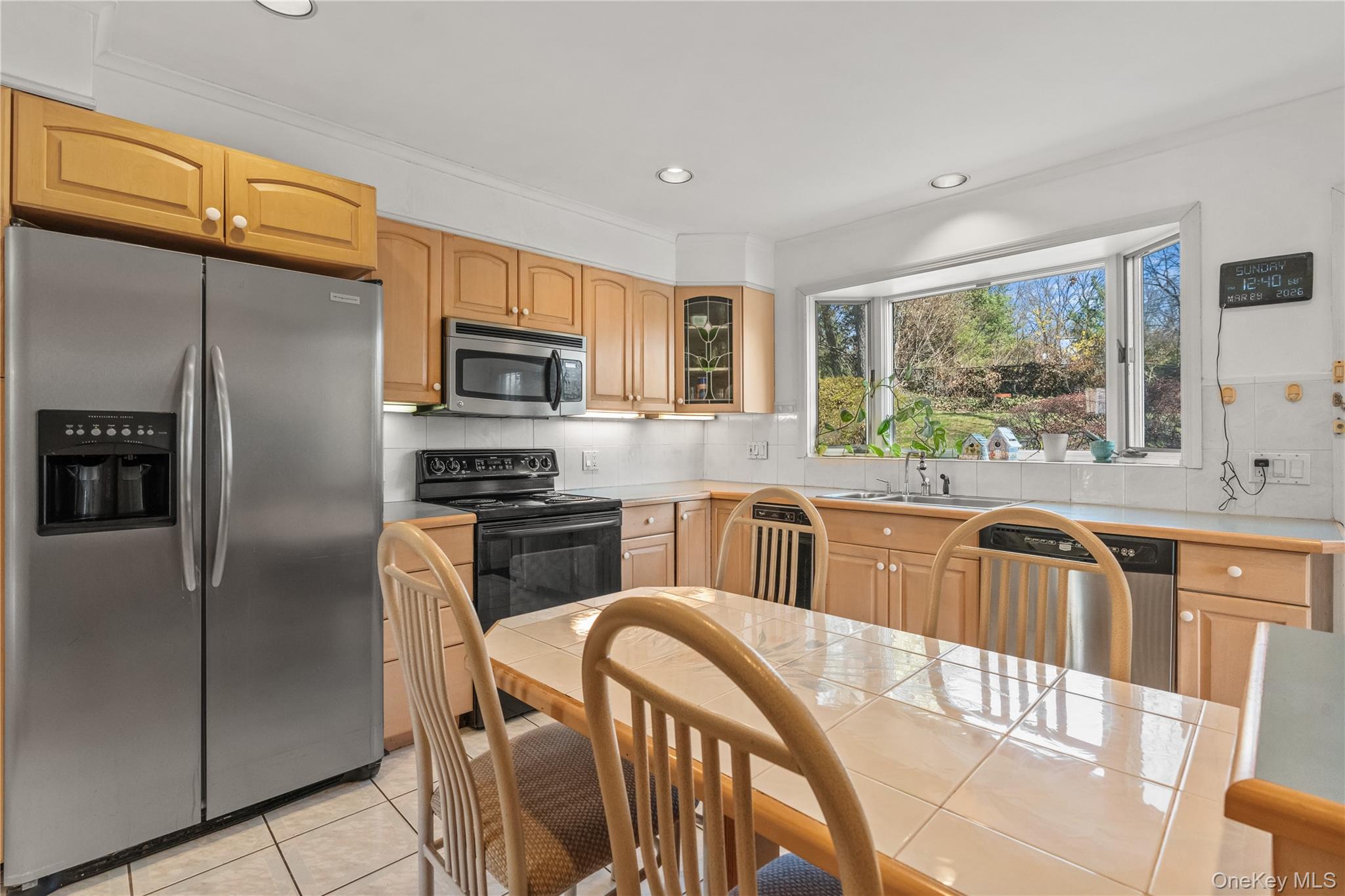 18 Devon Road Bronxville, NY 10708 - Photo 4 of 35