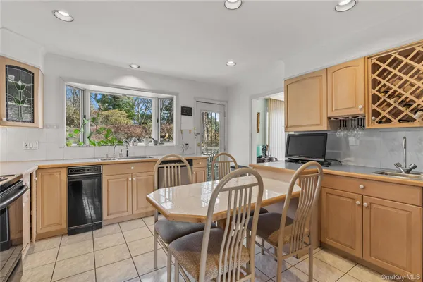 $1,150,000 | 18 Devon Road, Bronxville, NY 10708
