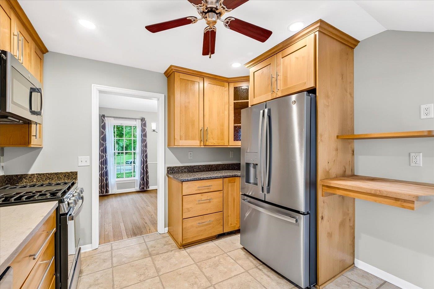4186 Nakoma Road Madison, WI 53711 - Photo 19 of 42