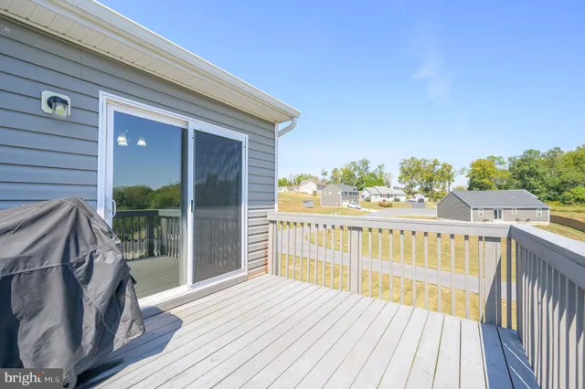 a view of deck with patio