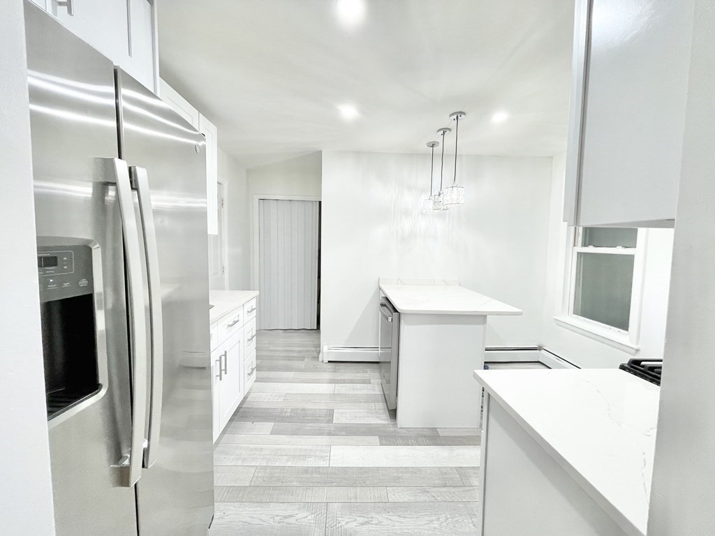 22 Clinton Street, Unit 1 Mansfield, MA 02048 - Photo 6 of 9