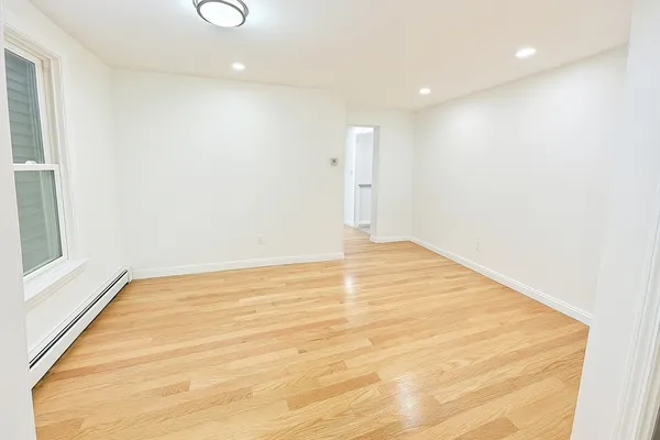 $2,200 | 22 Clinton Street, Unit 1, Mansfield, MA 02048