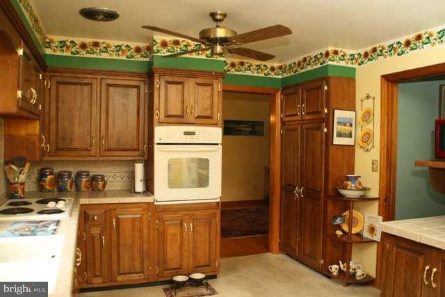 3615 Colonial Road Harrisburg, PA 17109 - Photo 10 of 18 Gallery Image 10