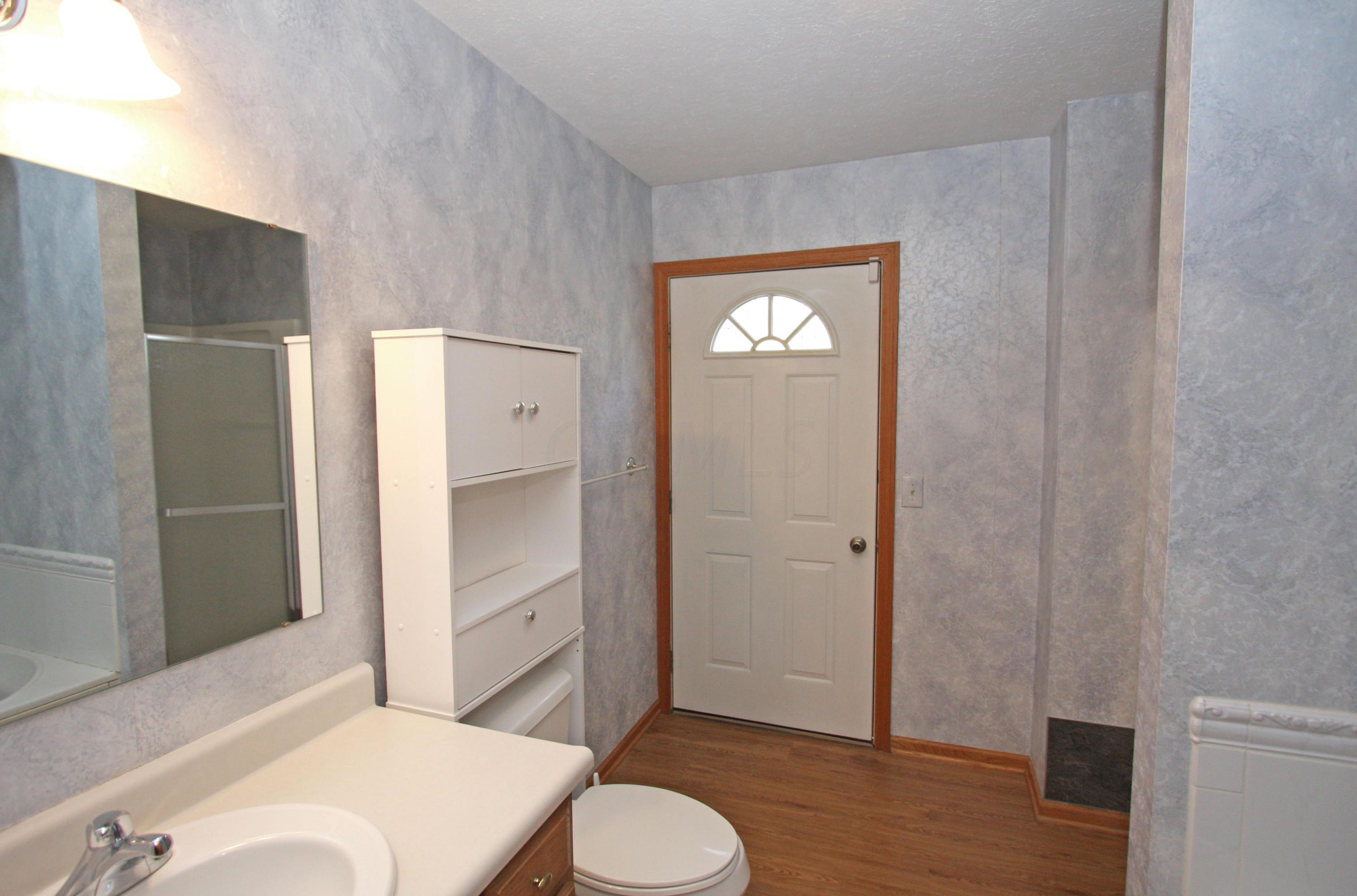 16698 Wells Road Mount Vernon, OH 43050 - Photo 24 of 36