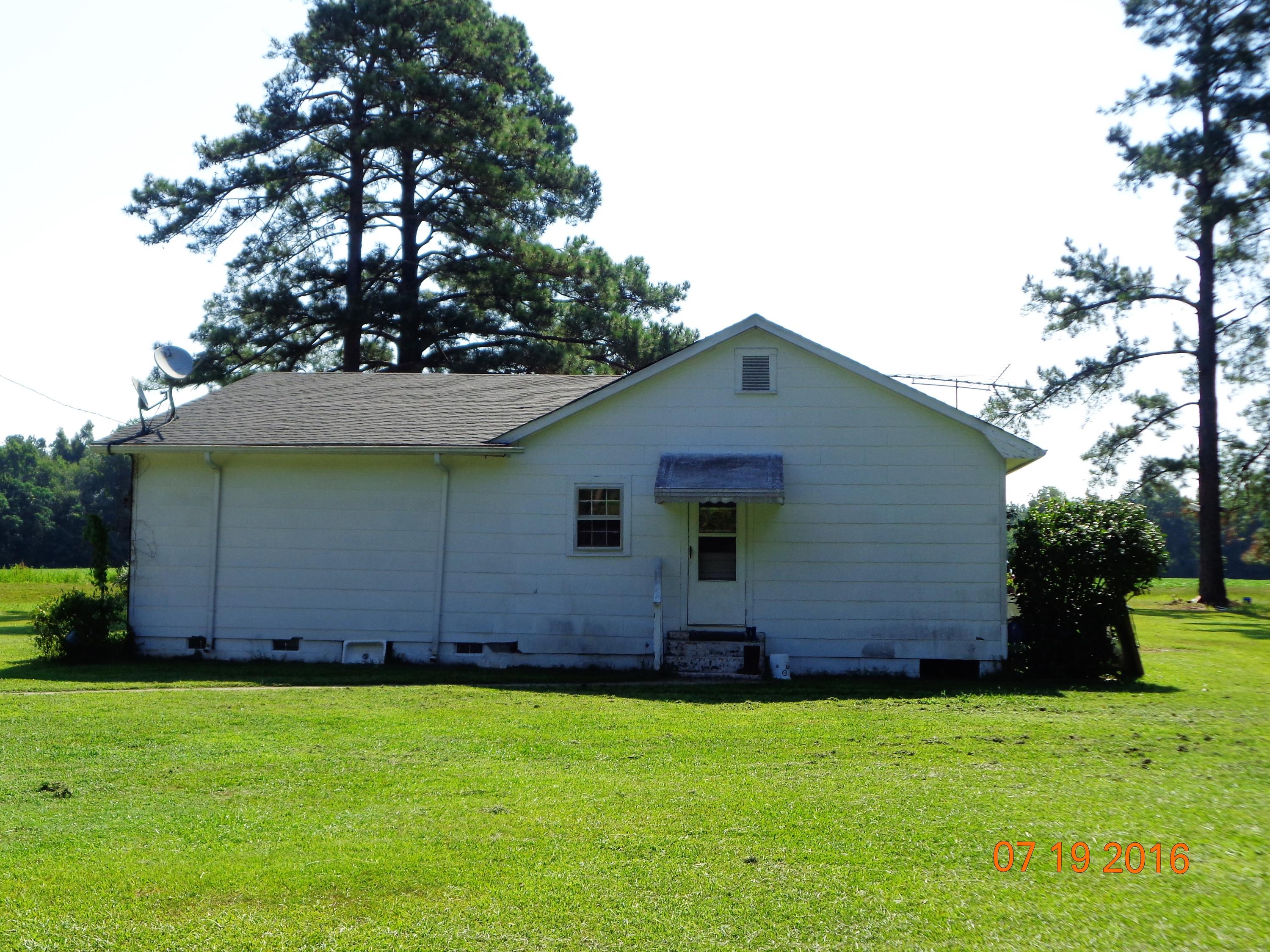 1796 7 Mile Road Harleyville, SC 29448 - Photo 7 of 21 Rear view