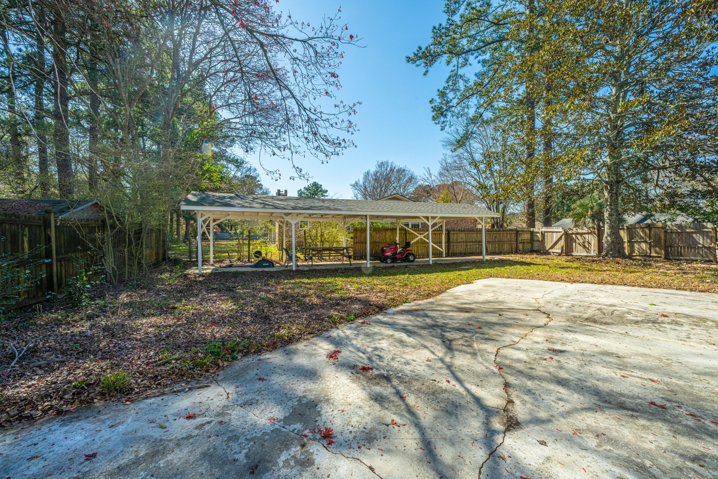 212 Niblick Road Summerville, SC 29483 - Photo 32 of 32 212NiblickRoad033