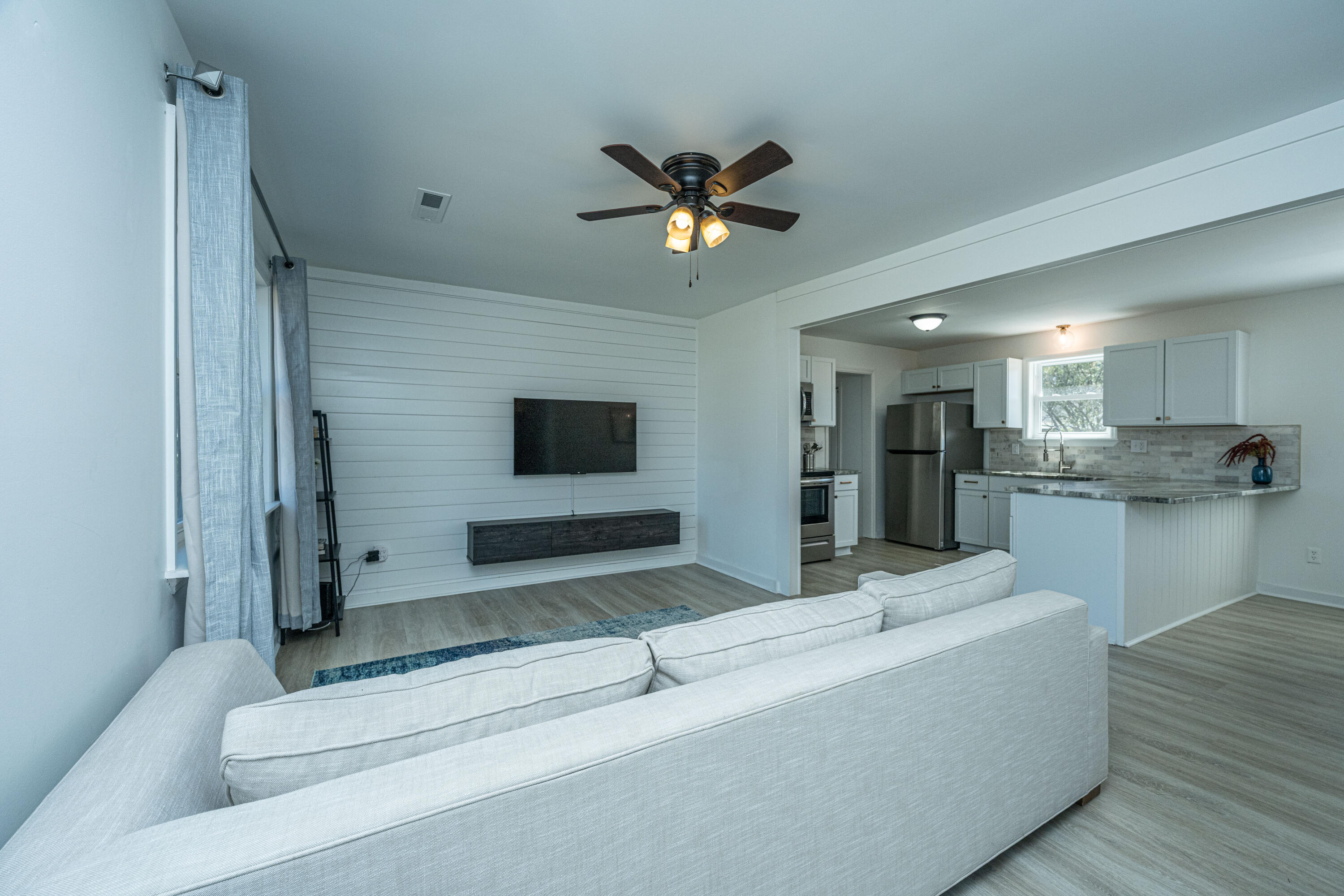 212NiblickRoad009
