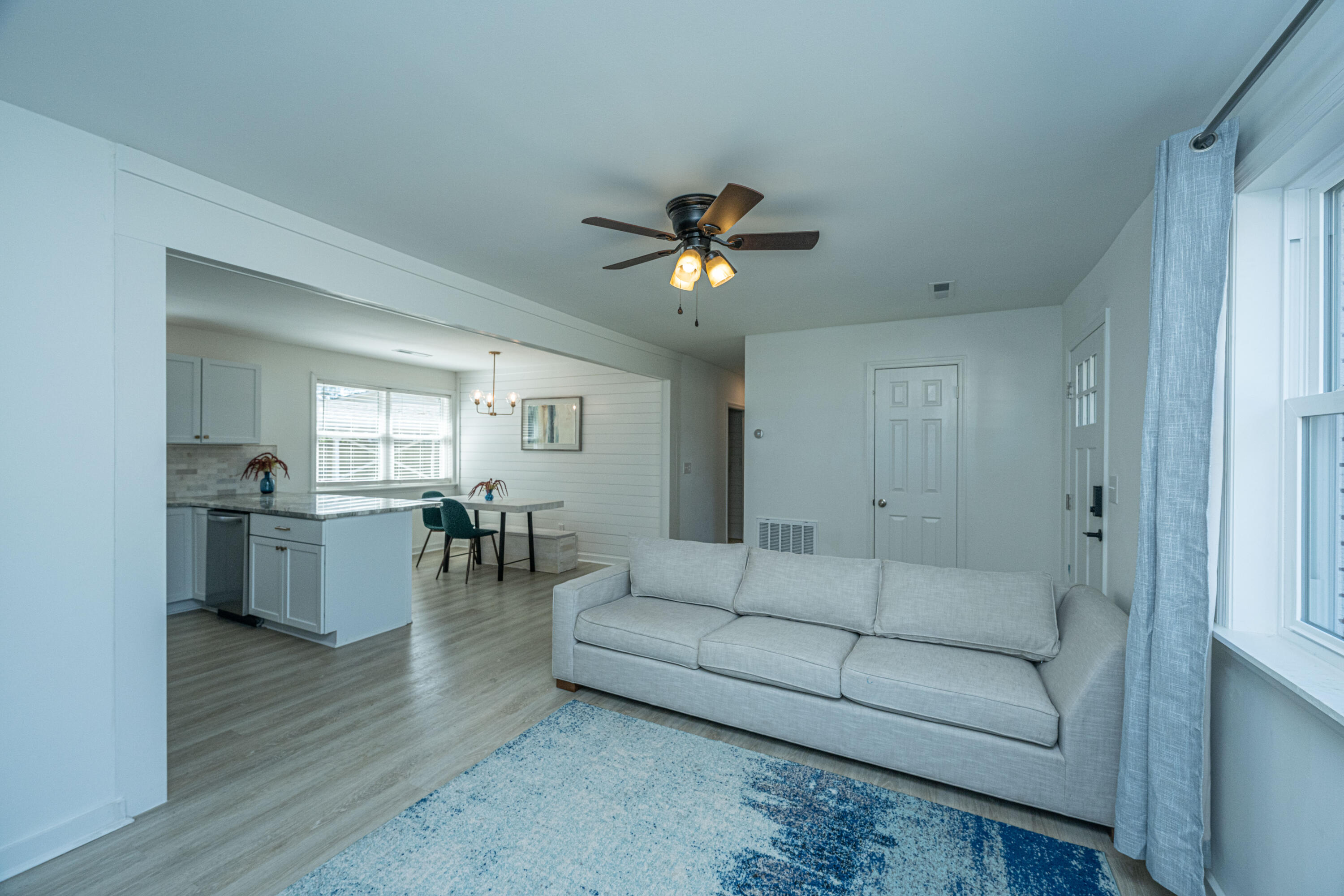212 Niblick Road Summerville, SC 29483 - Photo 8 of 32 212NiblickRoad010