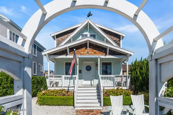 $1,599,000 | 43 Pearce Court, Manasquan, NJ 08736