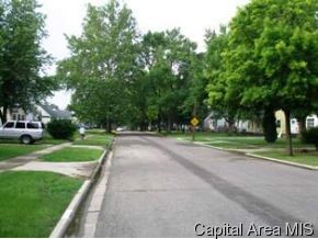 2009 North 22nd Street Springfield, IL 62702 - Photo 5 of 6
