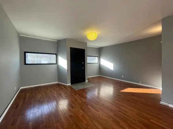$1,695 | 1819 South May Street, Unit 1, Chicago, IL 60608