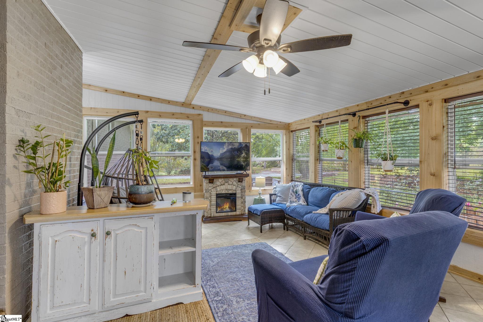 1003 Trotter Road Pickens, SC 29671 - Photo 13 of 37