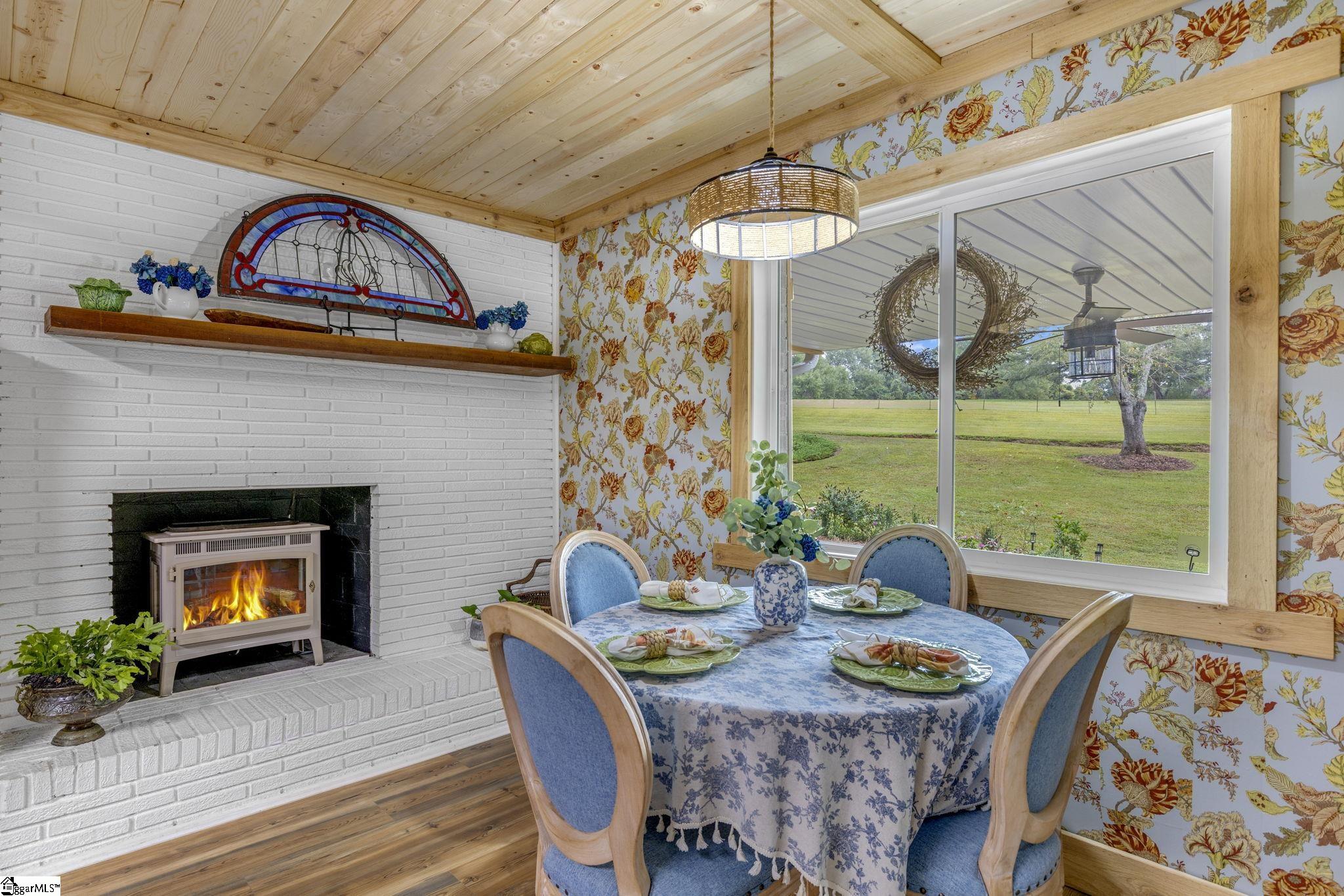 1003 Trotter Road Pickens, SC 29671 - Photo 5 of 37