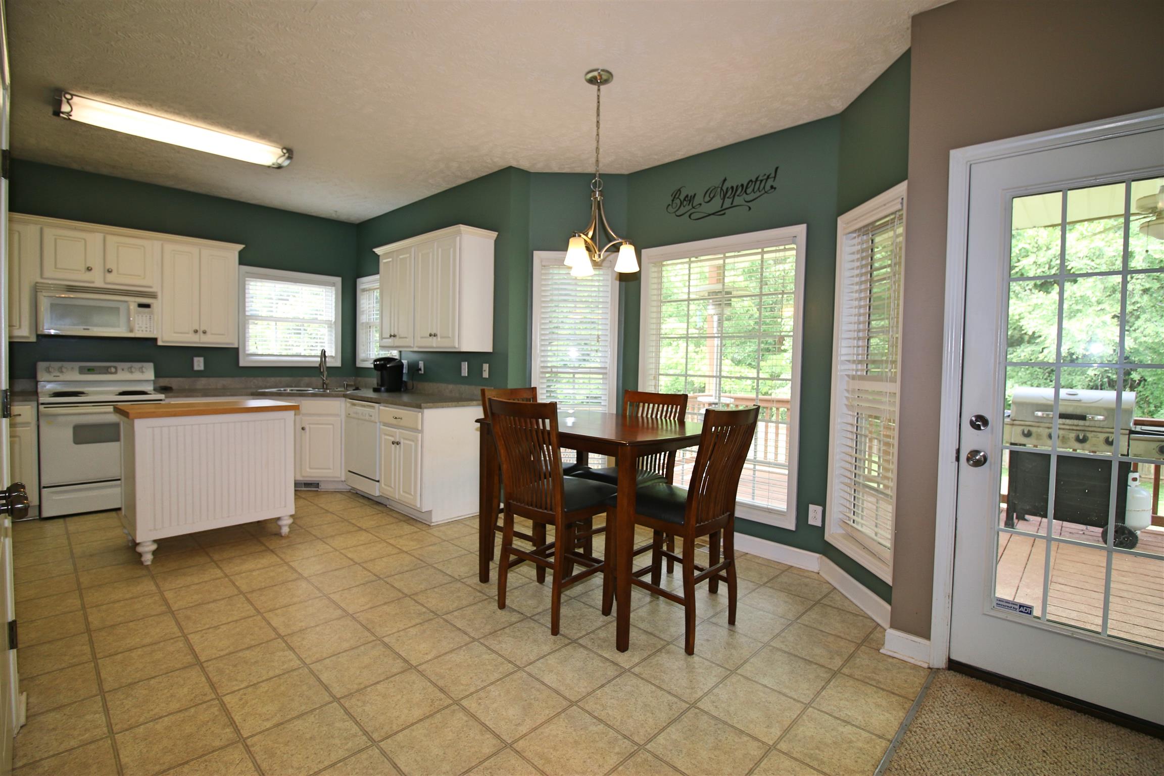962 South Ridge Trail Clarksville, TN 37043 - Photo 9 of 28 Large Kitchen with Views of the Backyard, White Cabinets and an Island!