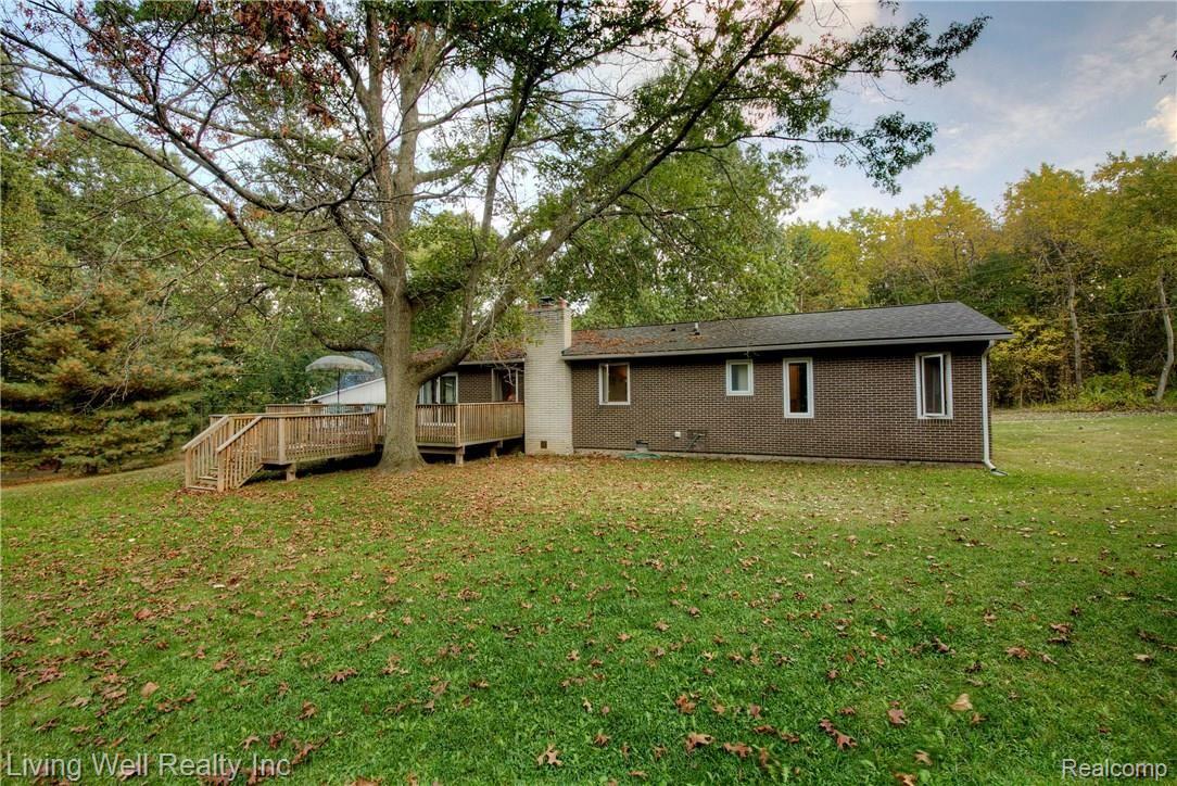 1761 East Dawson Road Milford, MI 48381 - Photo 5 of 28 930A2003_4_5.jpg
