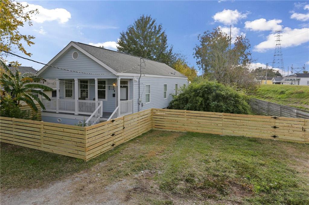 9026 Green Street New Orleans, LA 70118 - Photo 3 of 17