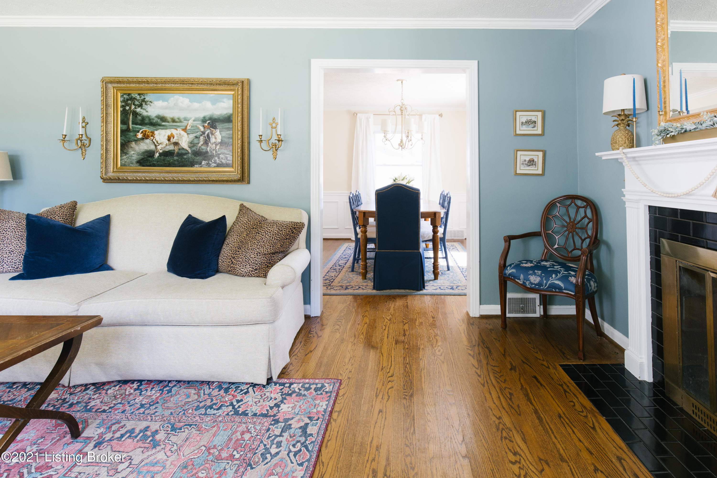4420 Blenheim Road Louisville, KY 40207 - Photo 7 of 32 Living Room