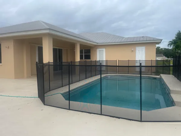a view of a house