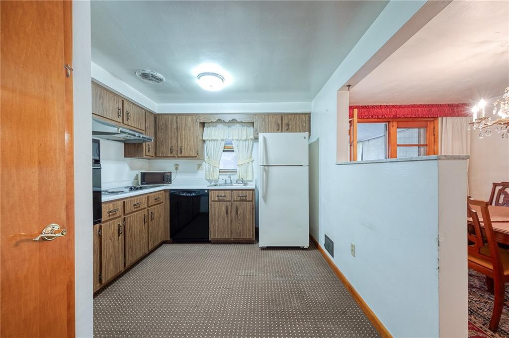 36 Roxbury Road Pittsburgh, PA 15221 - Photo 6 of 24 Gallery Image 6