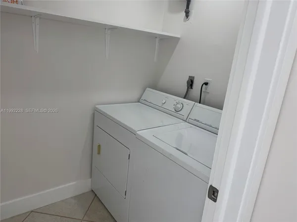 $2,600 | 9853 Northwest 4th Terrace, Unit 9853, Miami, FL 33172