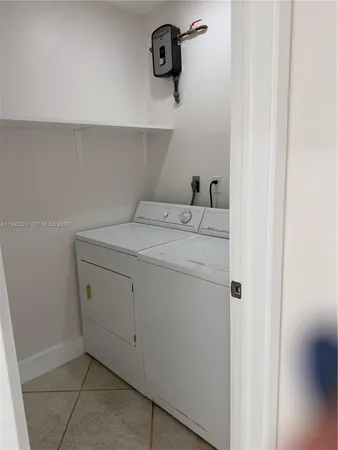 $2,600 | 9853 Northwest 4th Terrace, Unit 9853, Miami, FL 33172