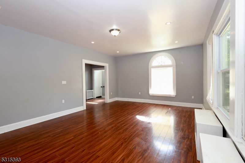 6 Stanley Road South Orange, NJ 07079 - Photo 10 of 35 Gallery Image 10