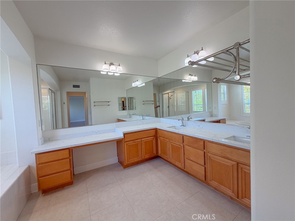 82 Laurelhurst Drive Ladera Ranch, CA 92694 - Photo 54 of 66 Gallery Image 54