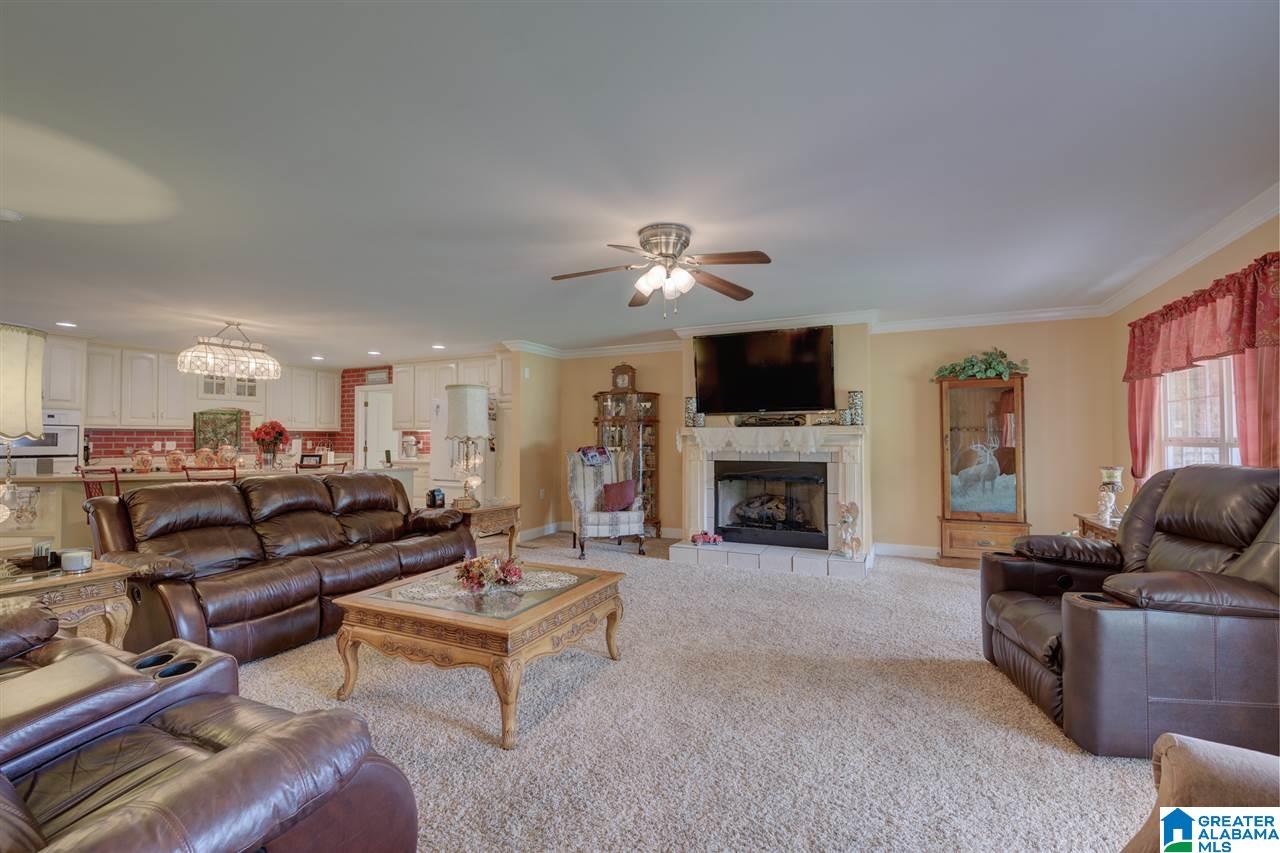 980 Kathy Lane Fultondale, AL 35068 - Photo 12 of 42
